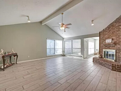 7610 Loro Linda Dr, Houston, TX 77083