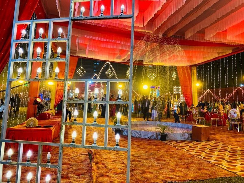 The Bundigarh Resort is a Lawn / Farmhouse located in Roberts Lines, Lucknow-11