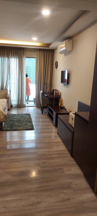 3BHK Premium location senter noida