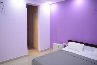 2bhk in Noida Room available sector 74