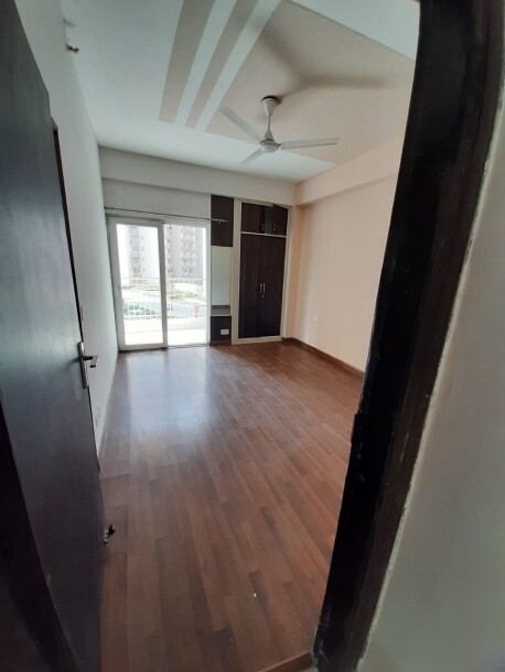 The Grand Ajnara Heritage 2bhk+1 in Noida-4